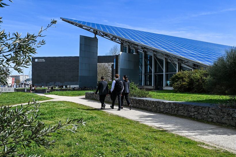 Deux licences Accès Santé à La Rochelle Université !