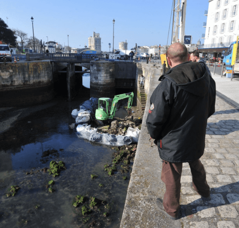 Curage du Canal Maubec à La Rochelle